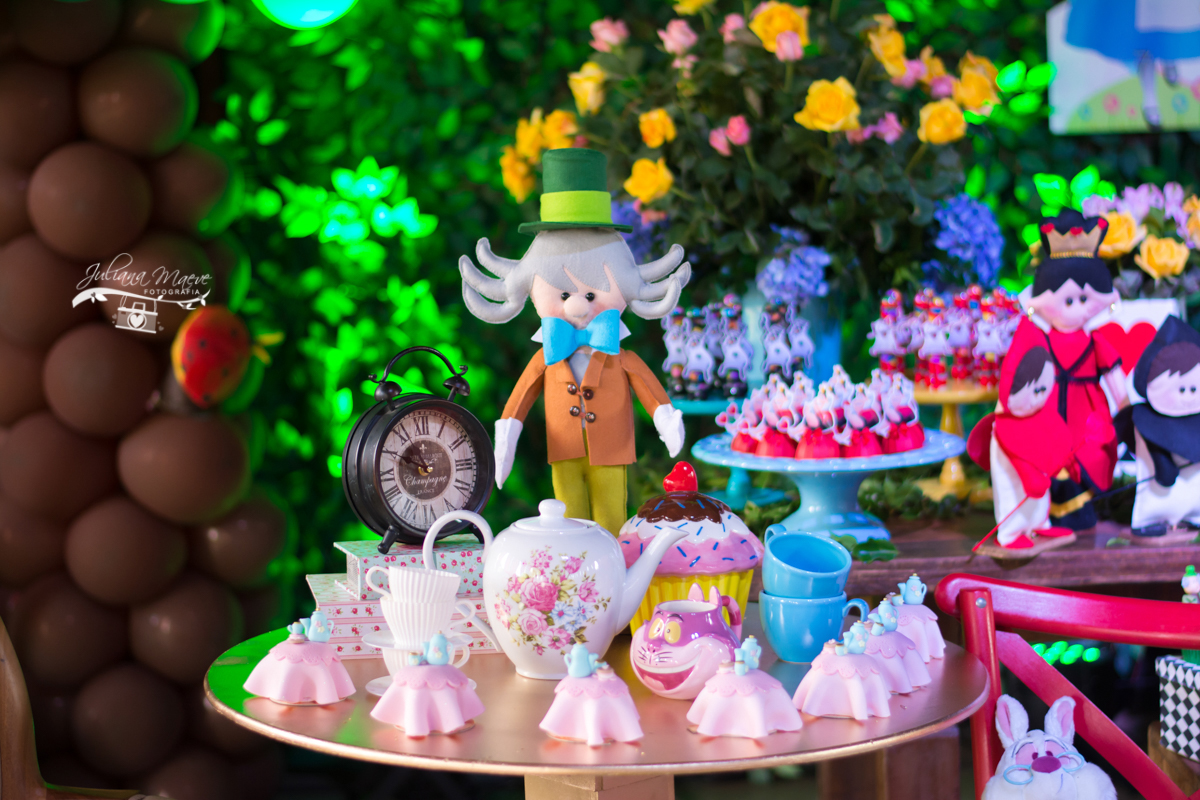 Juliana Maeve, Juliana Maeve Fotografia, Aniversario Infantil Ouro preto, Fotografa crianças ouro preto, Fotografa crianças mariana, festa alice no pais das maravilhas