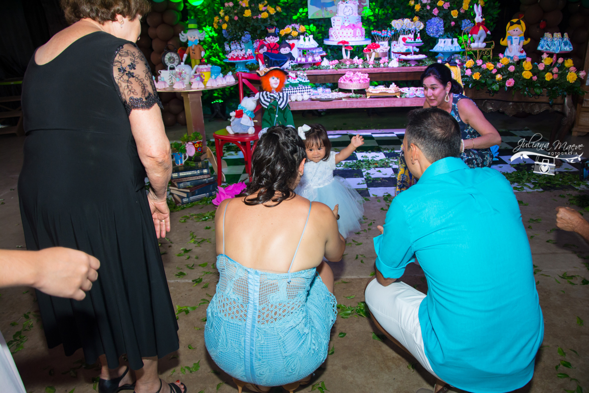 Juliana Maeve, Juliana Maeve Fotografia, Aniversario Infantil Ouro preto, Fotografa crianças ouro preto, Fotografa crianças mariana, festa alice no pais das maravilhas