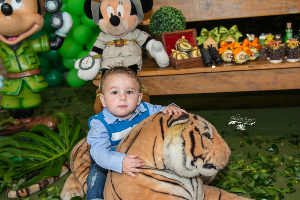 Fotografia Infantil Ouro Preto, Aniversario Infantil Ouro Preto, Juliana Maeve, Juliana Maeve Fotografia, Fotografa Ouro Preto, Aniversario Cachoeira do Campo, Aniversario Safari, Mickey Safari