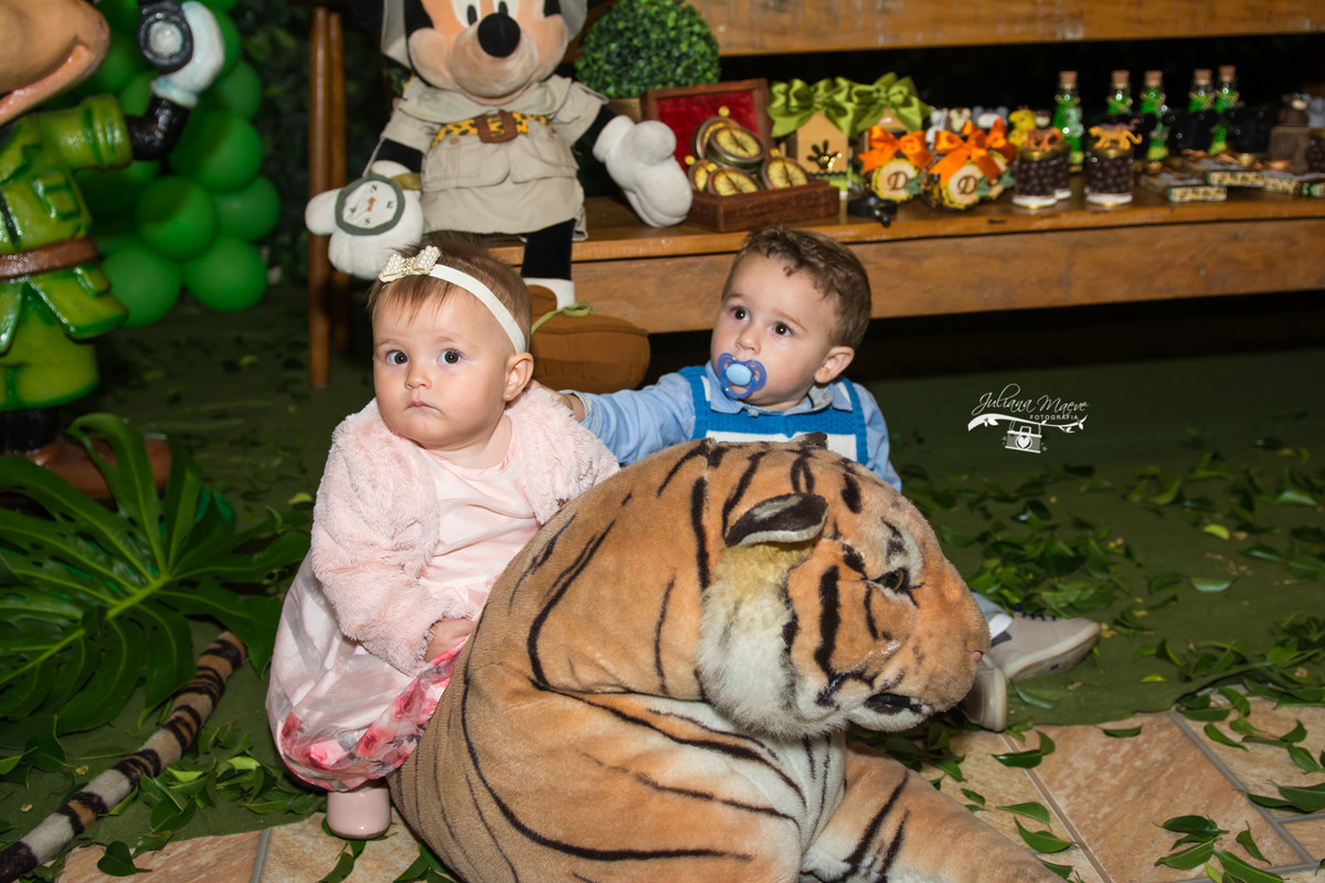 Fotografia Infantil Ouro Preto, Aniversario Infantil Ouro Preto, Juliana Maeve, Juliana Maeve Fotografia, Fotografa Ouro Preto, Aniversario Cachoeira do Campo, Aniversario Safari, Mickey Safari