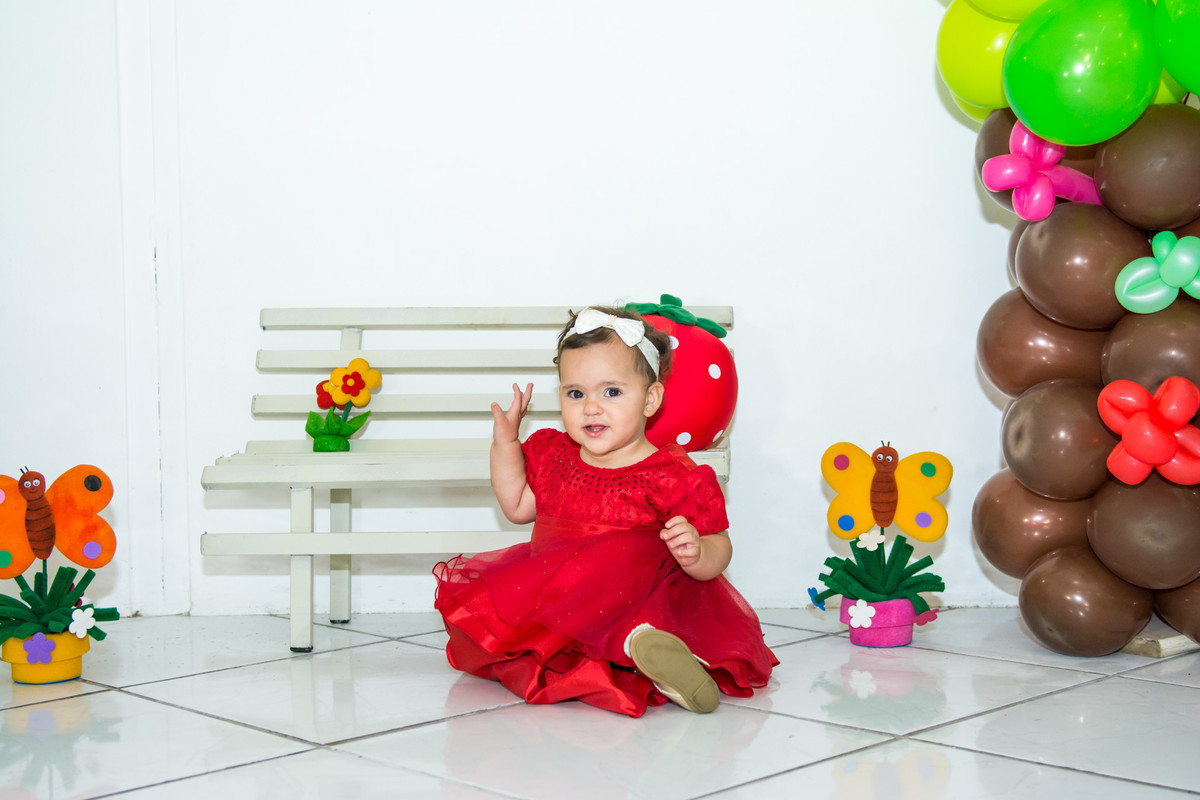 Uzzo Ouro Preto, aniversario na Uzzo, Fotografia Infantil Ouro Preto, Aniversario Infantil Ouro Preto, Juliana Maeve, Juliana Maeve Fotografia, Fotografa Ouro Preto, Aniversario Moranguinho