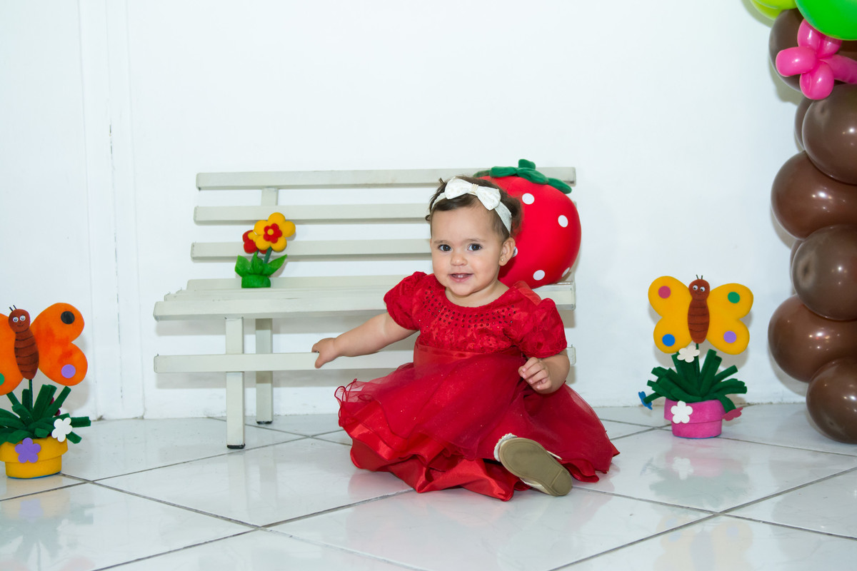 Uzzo Ouro Preto, aniversario na Uzzo, Fotografia Infantil Ouro Preto, Aniversario Infantil Ouro Preto, Juliana Maeve, Juliana Maeve Fotografia, Fotografa Ouro Preto, Aniversario Moranguinho