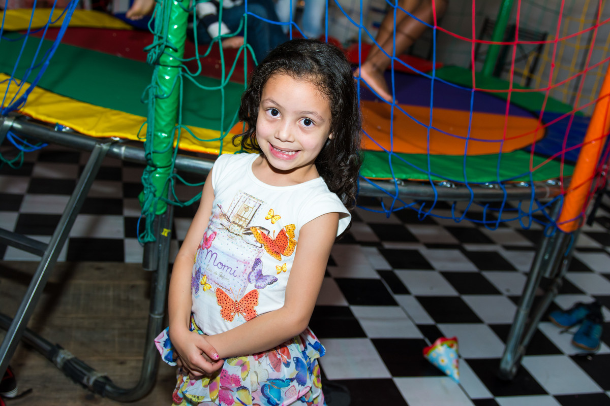 Uzzo Ouro Preto, aniversario na Uzzo, Fotografia Infantil Ouro Preto, Aniversario Infantil Ouro Preto, Juliana Maeve, Juliana Maeve Fotografia, Fotografa Ouro Preto, Aniversario Moranguinho