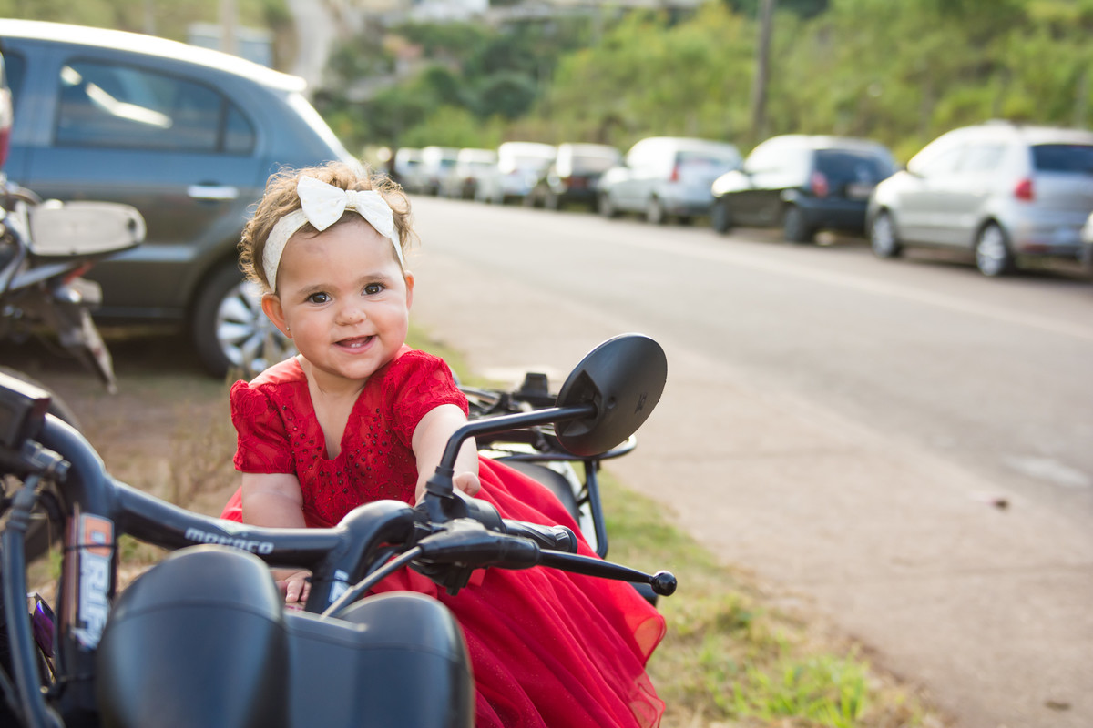 Uzzo Ouro Preto, aniversario na Uzzo, Fotografia Infantil Ouro Preto, Aniversario Infantil Ouro Preto, Juliana Maeve, Juliana Maeve Fotografia, Fotografa Ouro Preto, Aniversario Moranguinho
