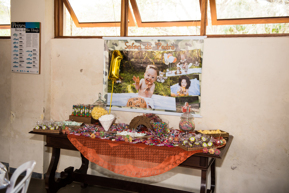 Uzzo Ouro Preto, aniversario na Uzzo, Fotografia Infantil Ouro Preto, Aniversario Infantil Ouro Preto, Juliana Maeve, Juliana Maeve Fotografia, Fotografa Ouro Preto, Aniversario Moranguinho