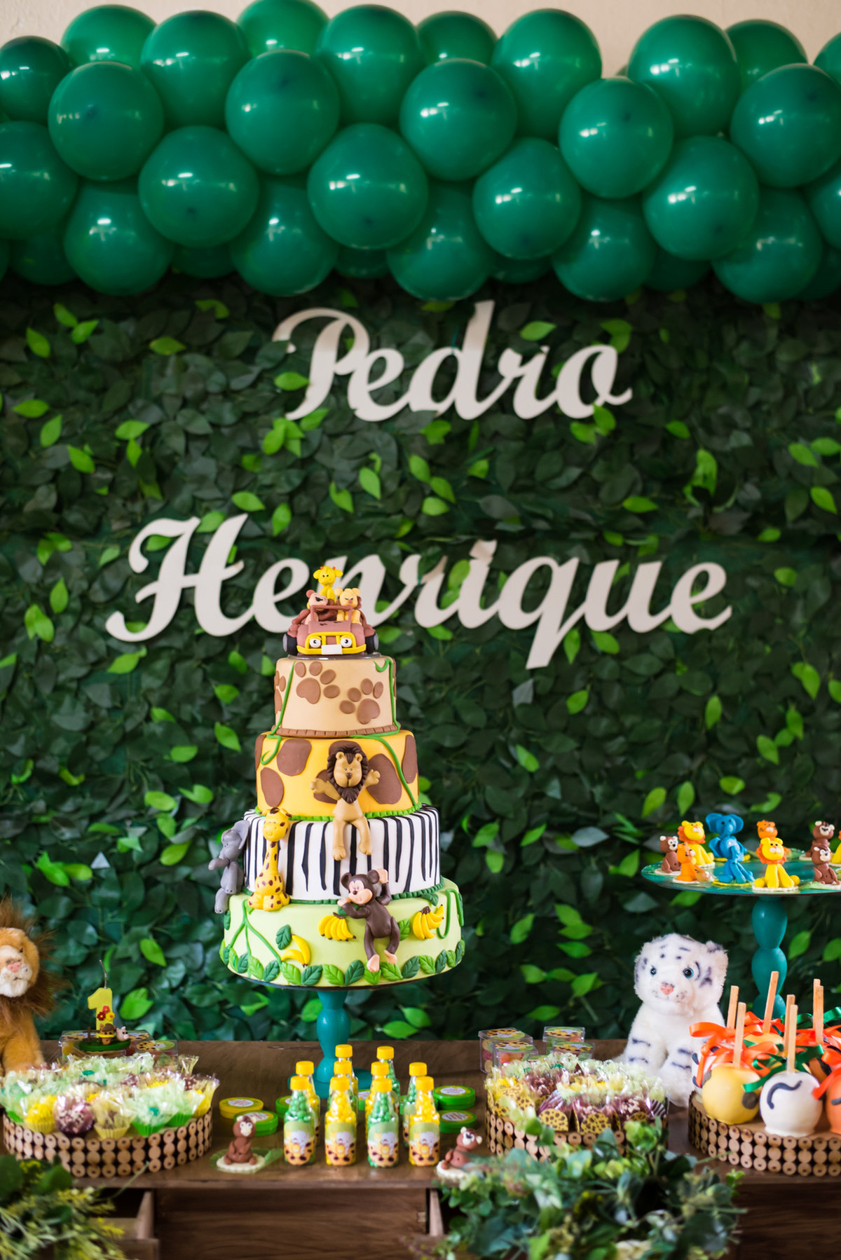 Uzzo Ouro Preto, aniversario na Uzzo, Fotografia Infantil Ouro Preto, Aniversario Infantil Ouro Preto, Juliana Maeve, Juliana Maeve Fotografia, Fotografa Ouro Preto, Aniversario Moranguinho