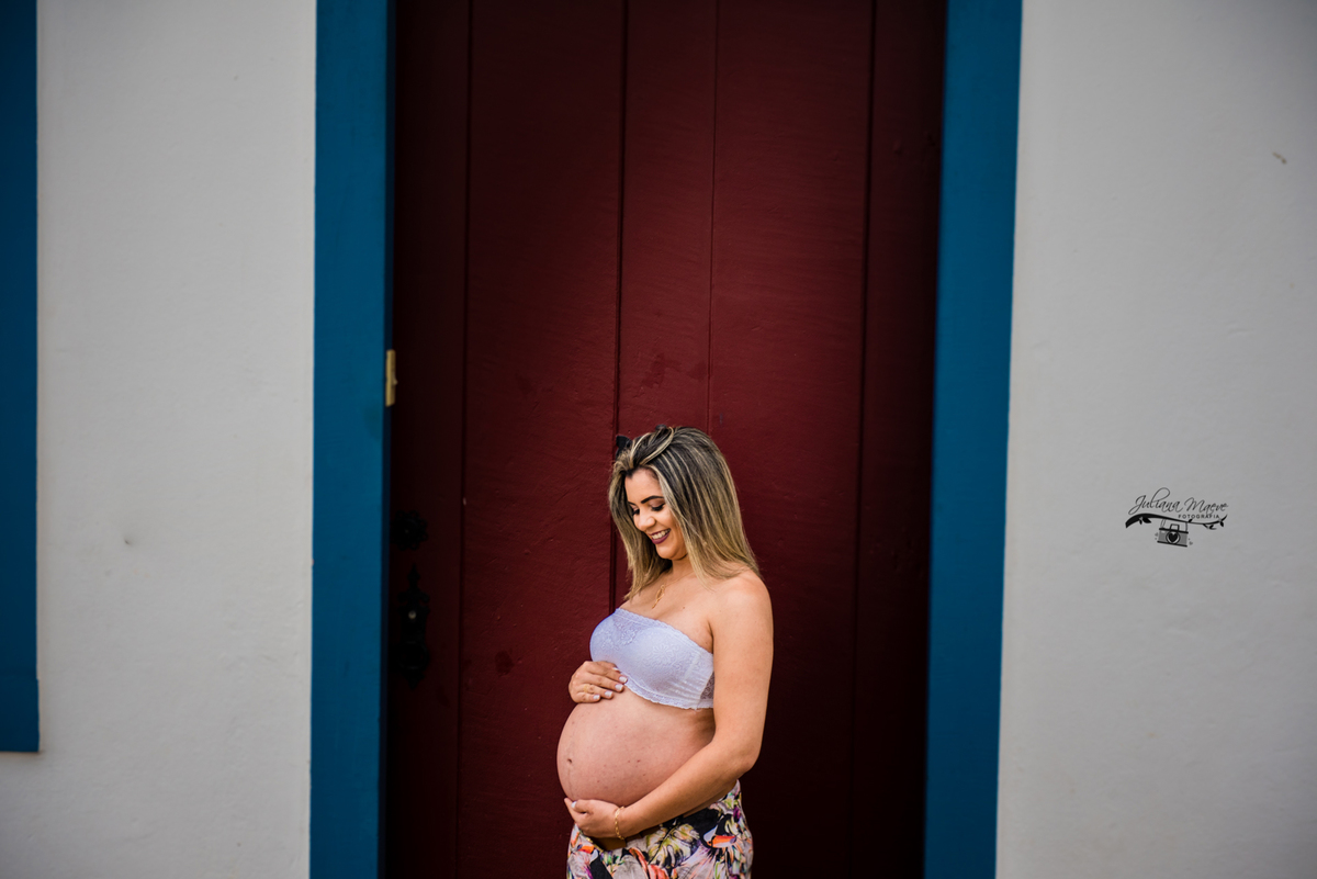 gestante, juliana maeve, juliana maeve fotografia, sessao gestante ouro preto, gestante  em estudio, juliana Maeve Fotografia, sessao fotografica gestante, Fotografos em Ouro Preto, estudio fotografia Ouro Preto, Estúdio  fotográfico Ouro preto.
