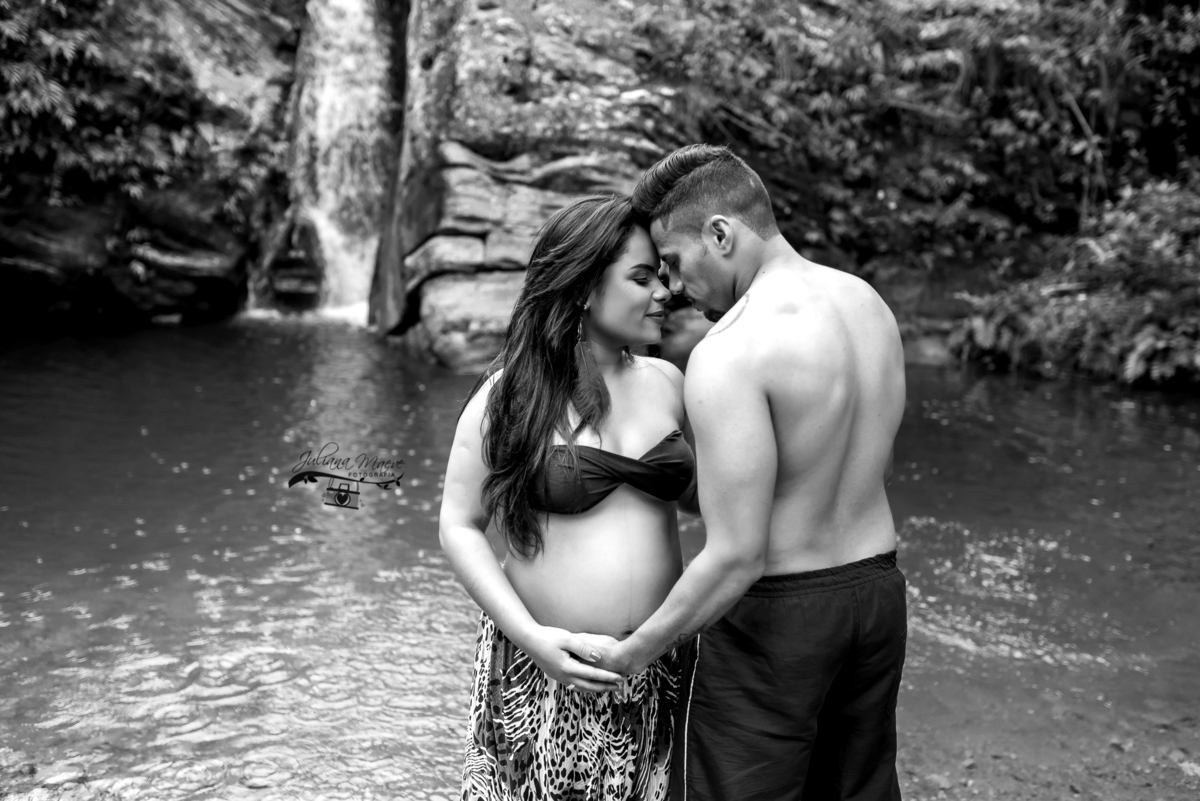 Juliana Maeve Fotografia, Juliana Maeve, Fotografia de gestante em Ouro Preto, fotografa de Familia em Ouro Preto,  Fotografos em ouro Preto, Fotografia de gestante em cacoeira,  fotos feita em Cachoeiras de Ouro PReto, Gestante sensual cachoeira