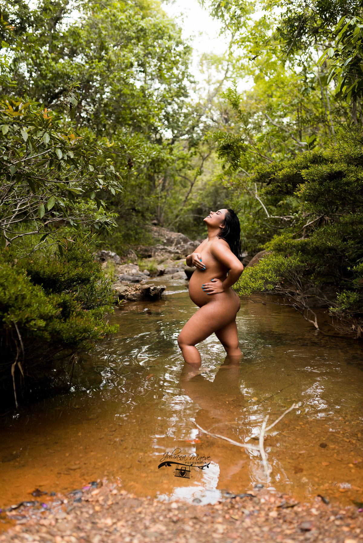 Juliana Maeve Fotografia, Juliana Maeve, Fotografia de gestante em Ouro Preto, fotografa de Familia em Ouro Preto,  Fotografos em ouro Preto, Fotografia de gestante em cacoeira,  fotos feita em Cachoeiras de Ouro PReto, Gestante sensual cachoeira