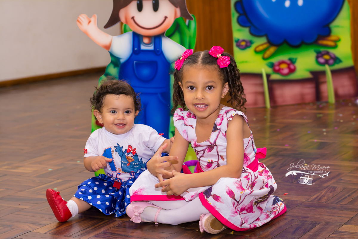 Aniversario Ouro Preto, Fotografia Ouro preto, Fotografa Ouro Preto, aniversario infantil, Juliana Maeve, Juliana Maeve Fotografia, Ouro Preto, Aniversario Helena, Aniversario galinha Pintadinha