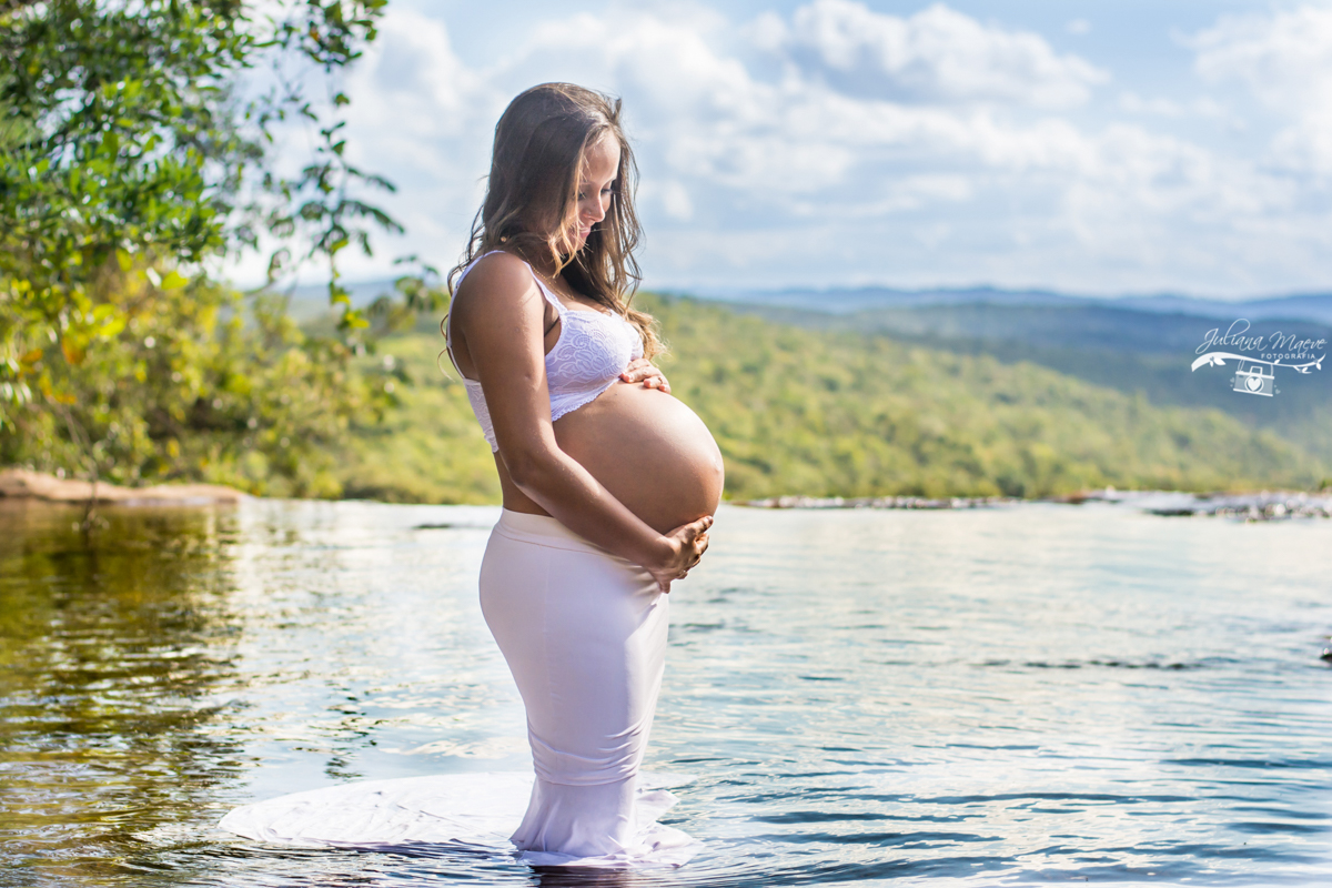gestante, juliana maeve, juliana maeve fotografia, sessao gestante ouro preto, gestante cachoeira, cachoeiras minas Gerais, juliana Maeve Fotografia, sessao fotografica gestante