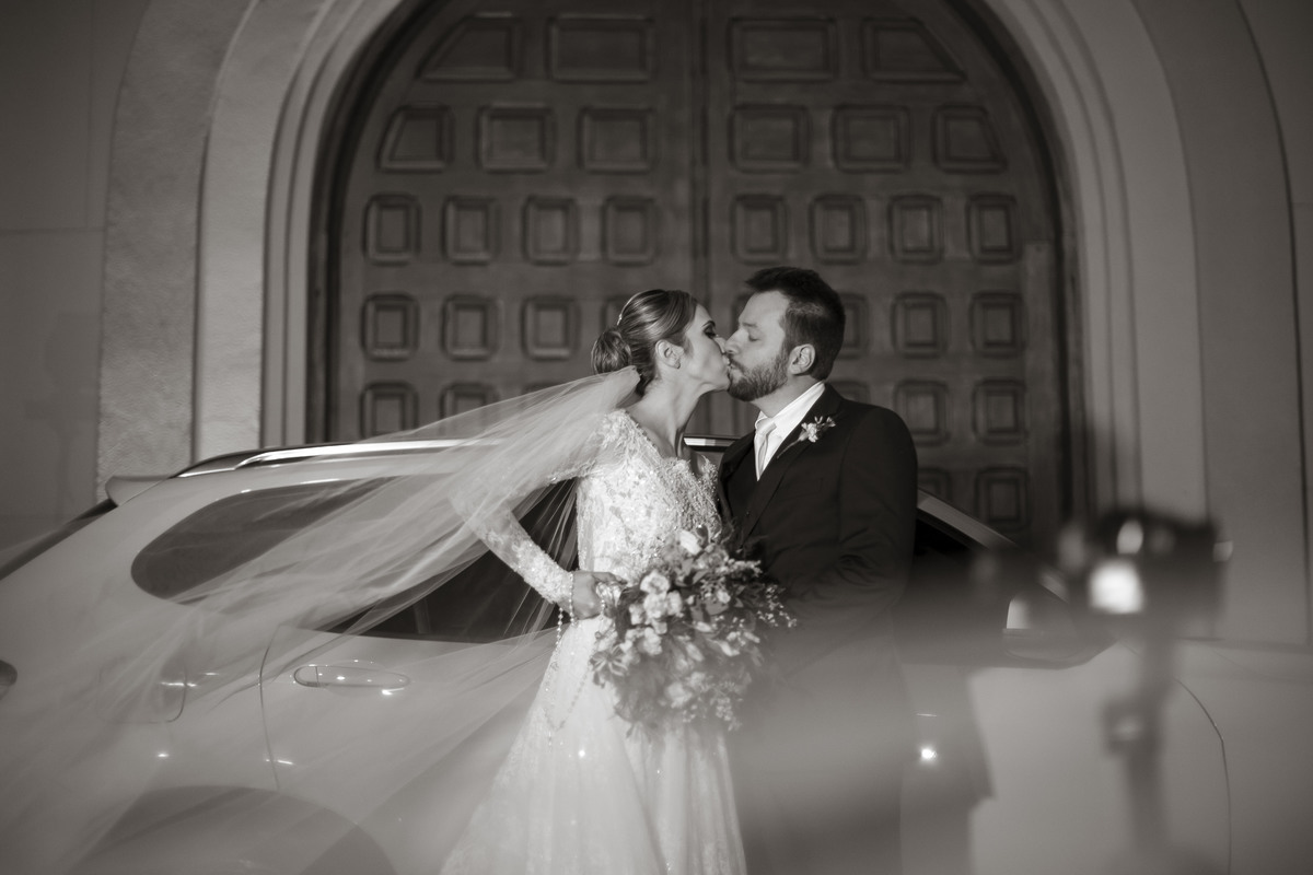 foto em frente a igreja 