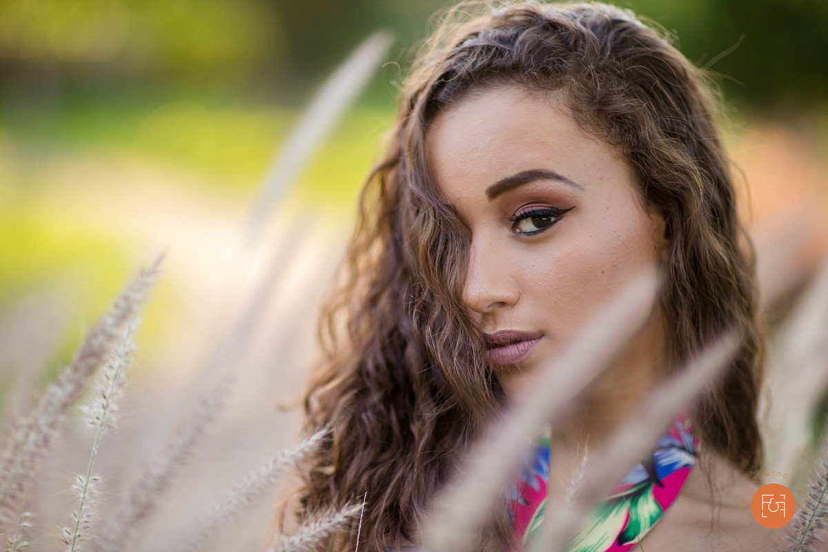 Debutante posando em ensaio