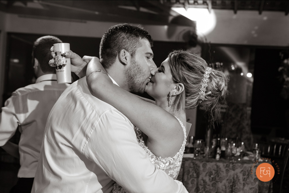 Beijo na pista de dança