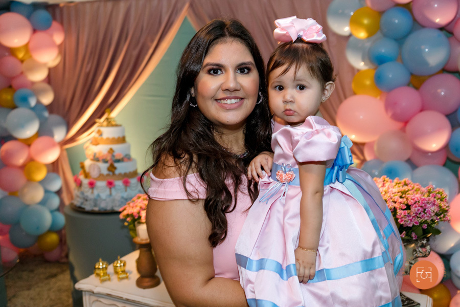 aniversariante com a mãe