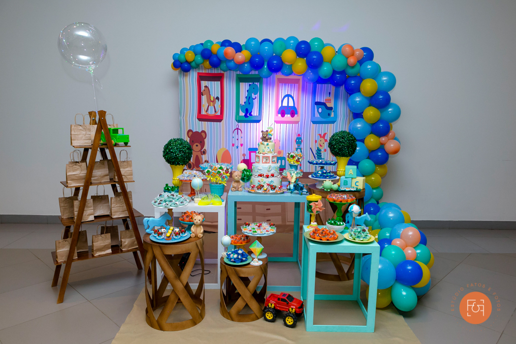 decoração aniversário menino mesa do bolo