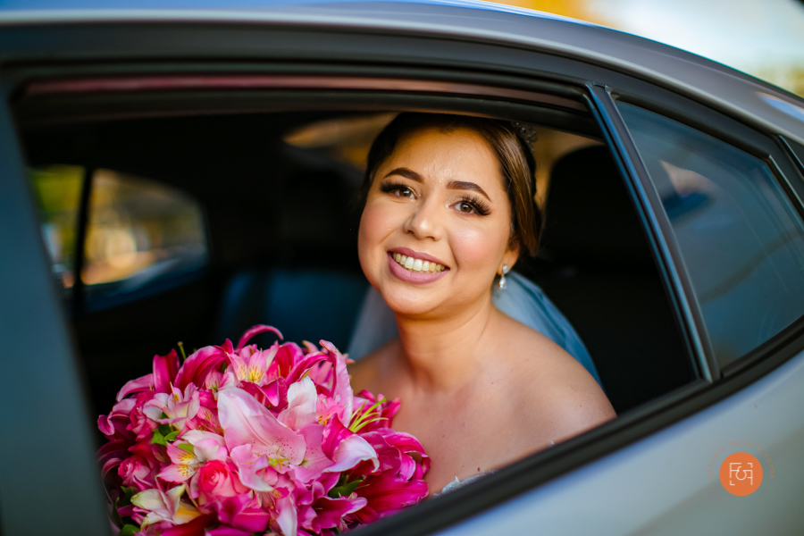 noiva no carro