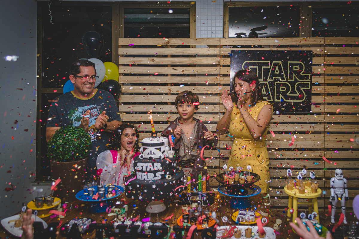 parabéns com chuva de prata