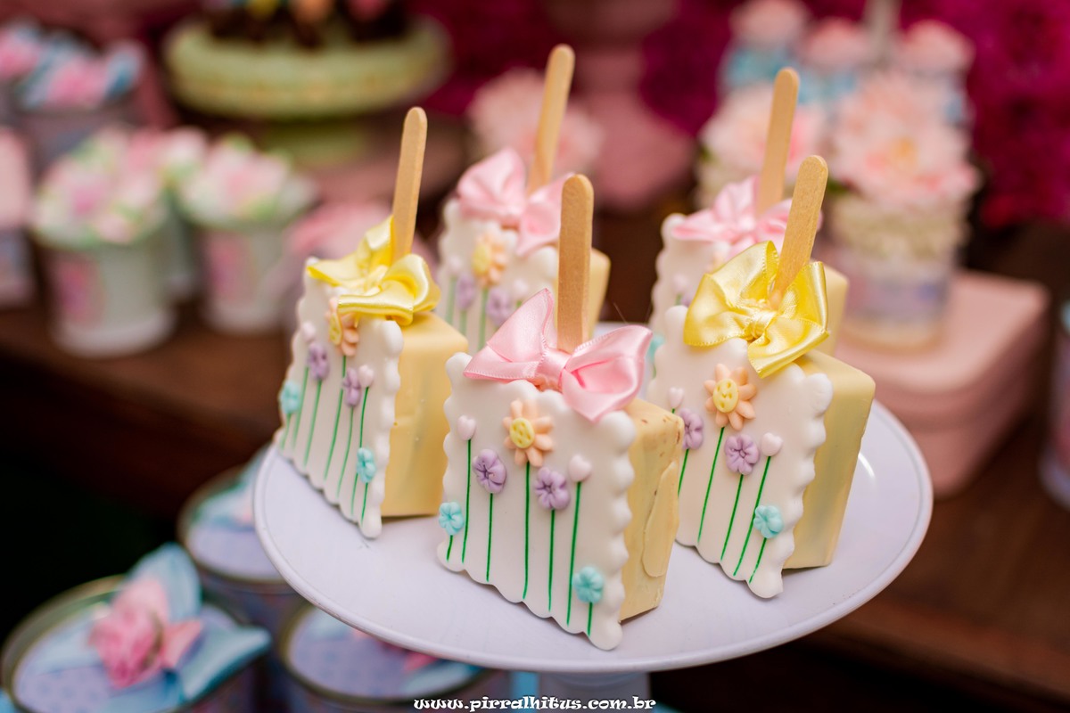 biscoito de palito. decoração festa tema primavera, casa de festas Alegria de Viver.