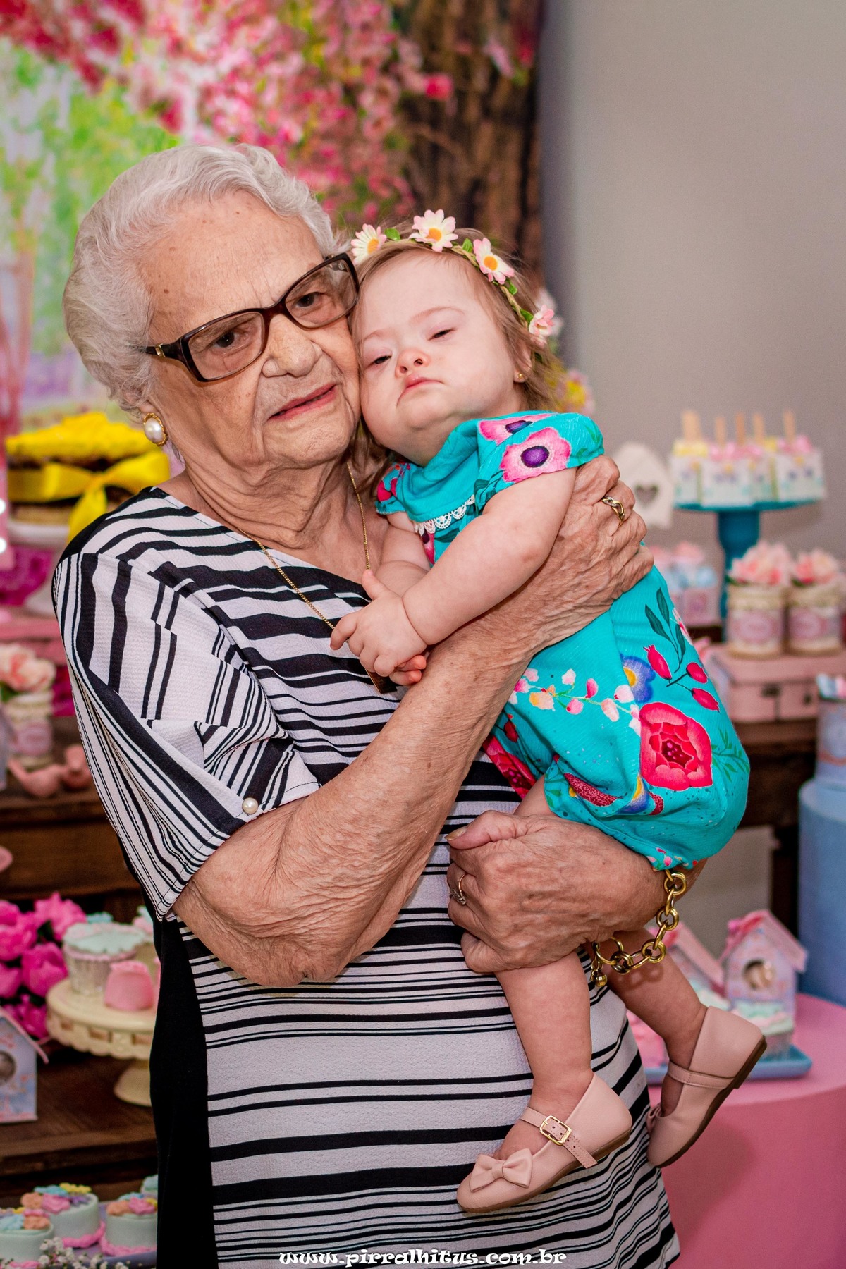 Bisa com a netinha Olíva, casa de festas Alegria de Viver.