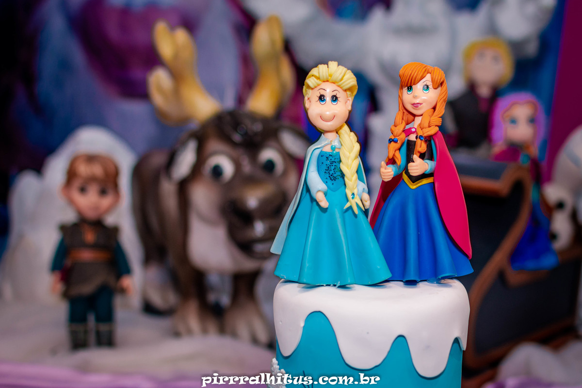 Ana e Elza - topo de bolo. Oba Casa de festas.