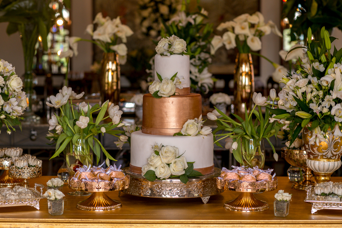 bolo e decoração do casamento