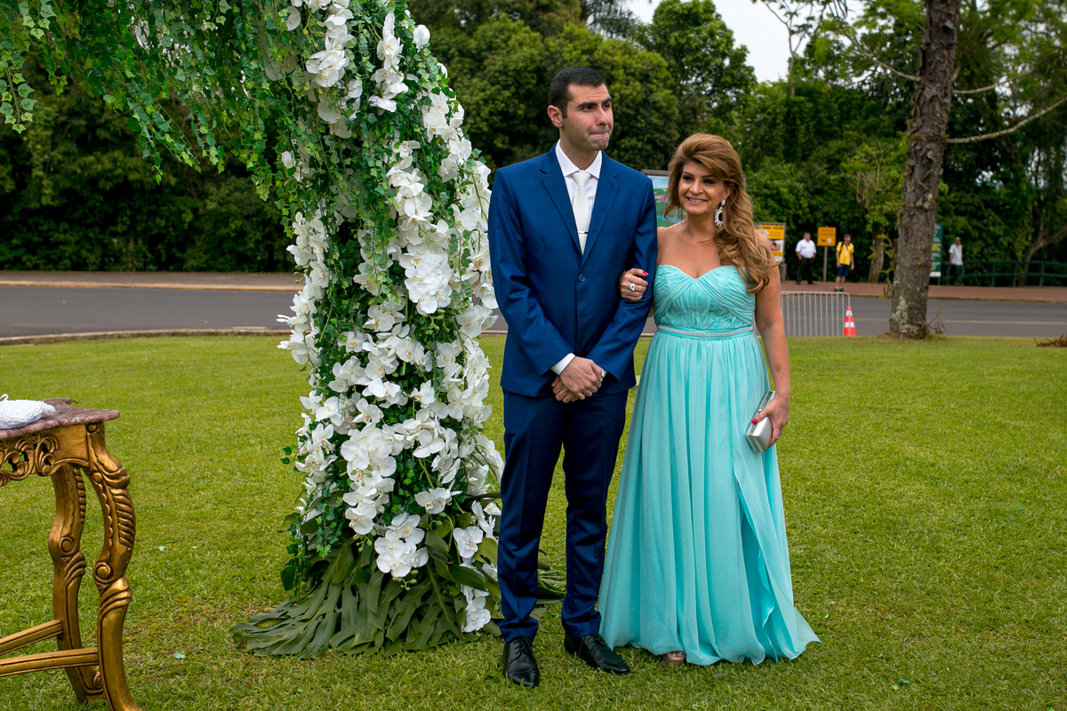 o primeiro olhar do noivo para a noiva