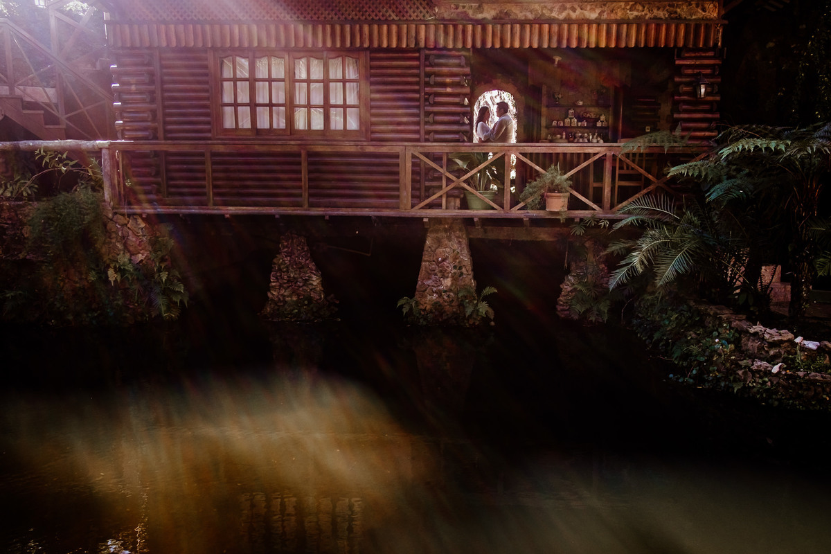 noivos em cabana itakua