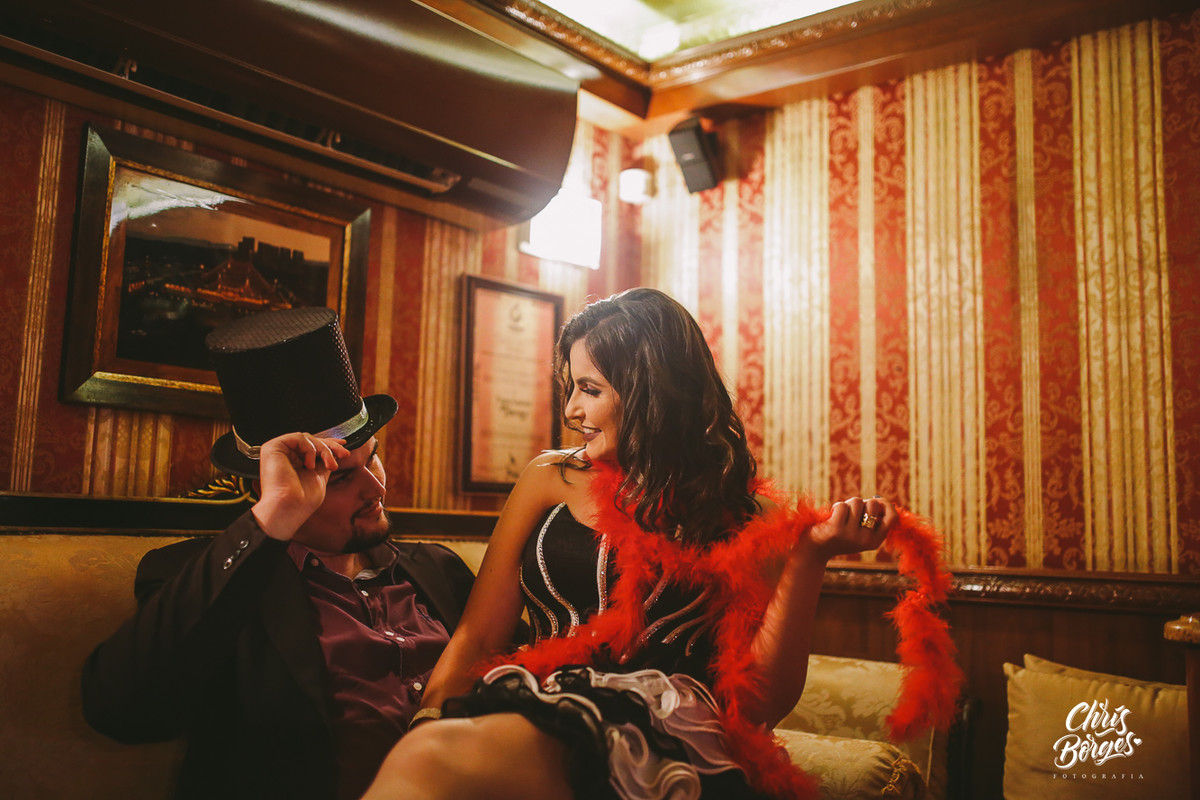 casal no camarim do mágico