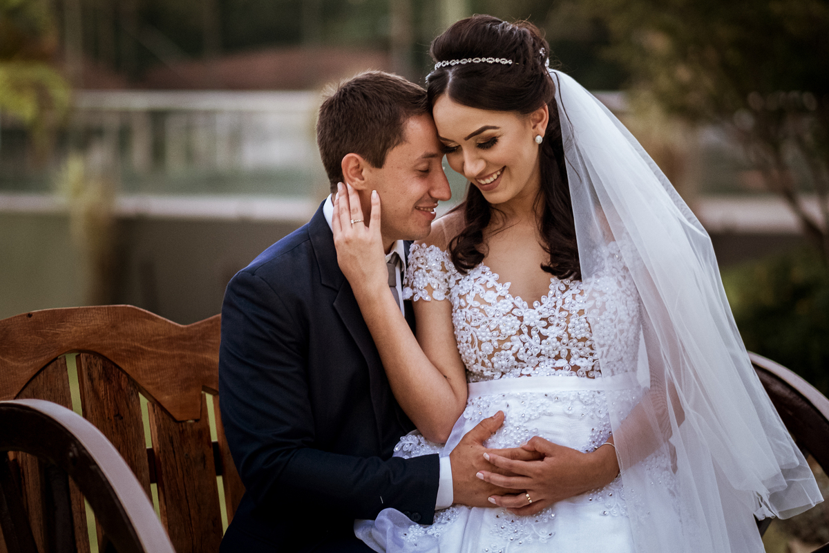 retrato dos noivos sentados