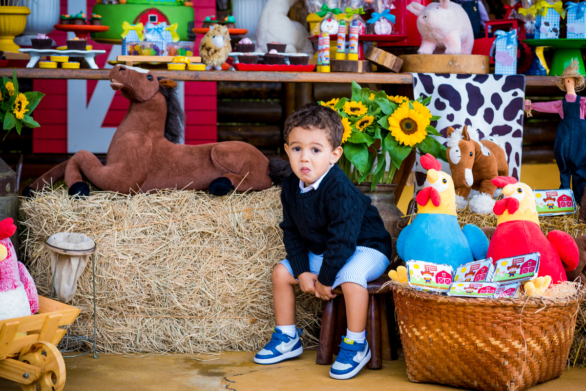 foto aniversário infantil no Pet Zoo, aniversário infantil no Pet Zoo, fotografia de aniversário infantil no Pet Zoo, aniversário no parque, aniversário no zoo, aniversário na fazenda, aniversário com animais, foto an iversário em Cotia