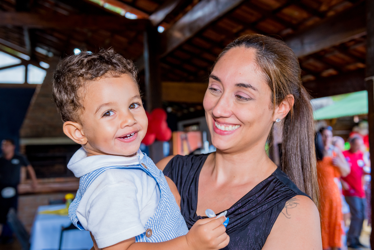 foto aniversário infantil no Pet Zoo, aniversário infantil no Pet Zoo, fotografia de aniversário infantil no Pet Zoo, aniversário no parque, aniversário no zoo, aniversário na fazenda, aniversário com animais, foto an iversário em Cotia