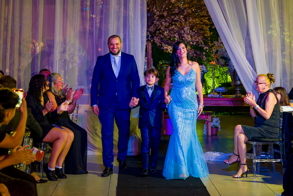 foto 15 anos, foto 15 anos em Alphaville, foto 15 anos em São Paulo, foto com helicóptero, foto no buffet villa baruc, foto 15 anos no buffet villa baruc, villa baruc, foto debutante, fotografia 15 anos em Alphaville, fotografia 15 anos em São Paulo