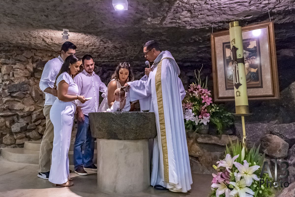 fotografia de batizado em alphaville, fotografia de batizado na Gruta alphaville