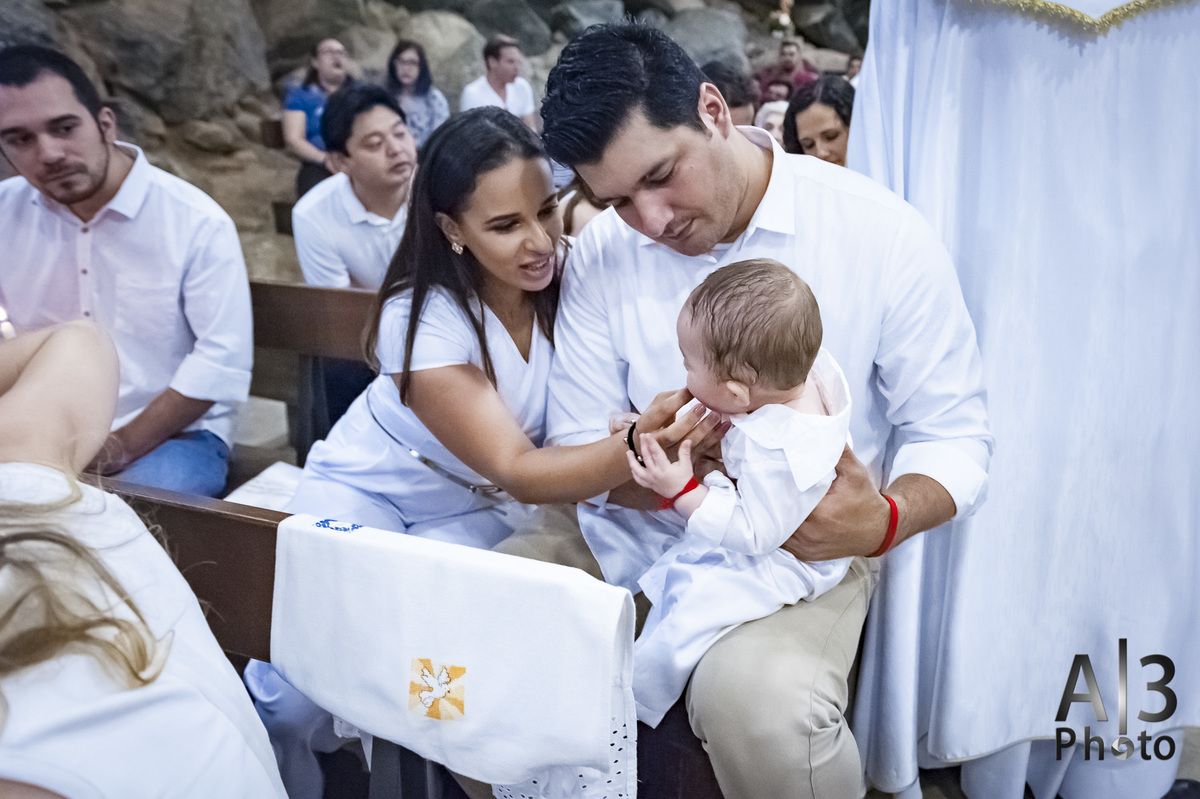 fotografia de batizado em alphaville, fotografia de batizado na Gruta alphaville