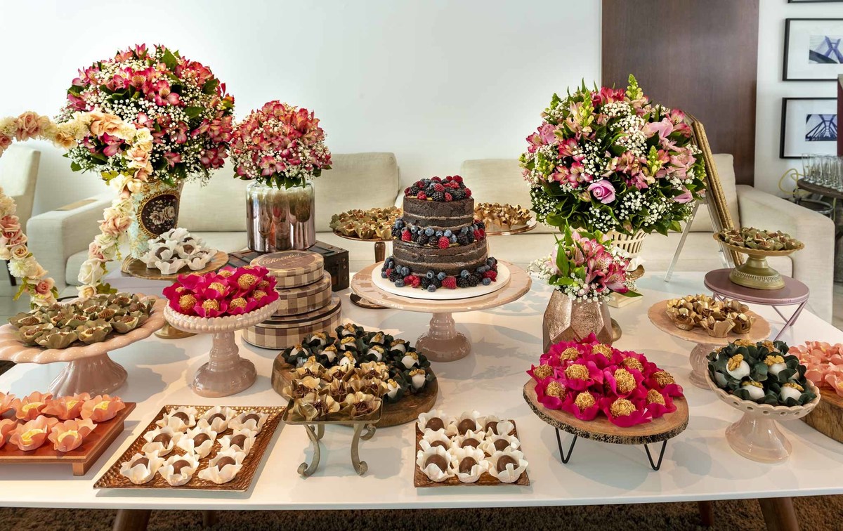 Fotografia de casamento em alphaville no edifício Vogue Alphaville Mesa decorada de casamento