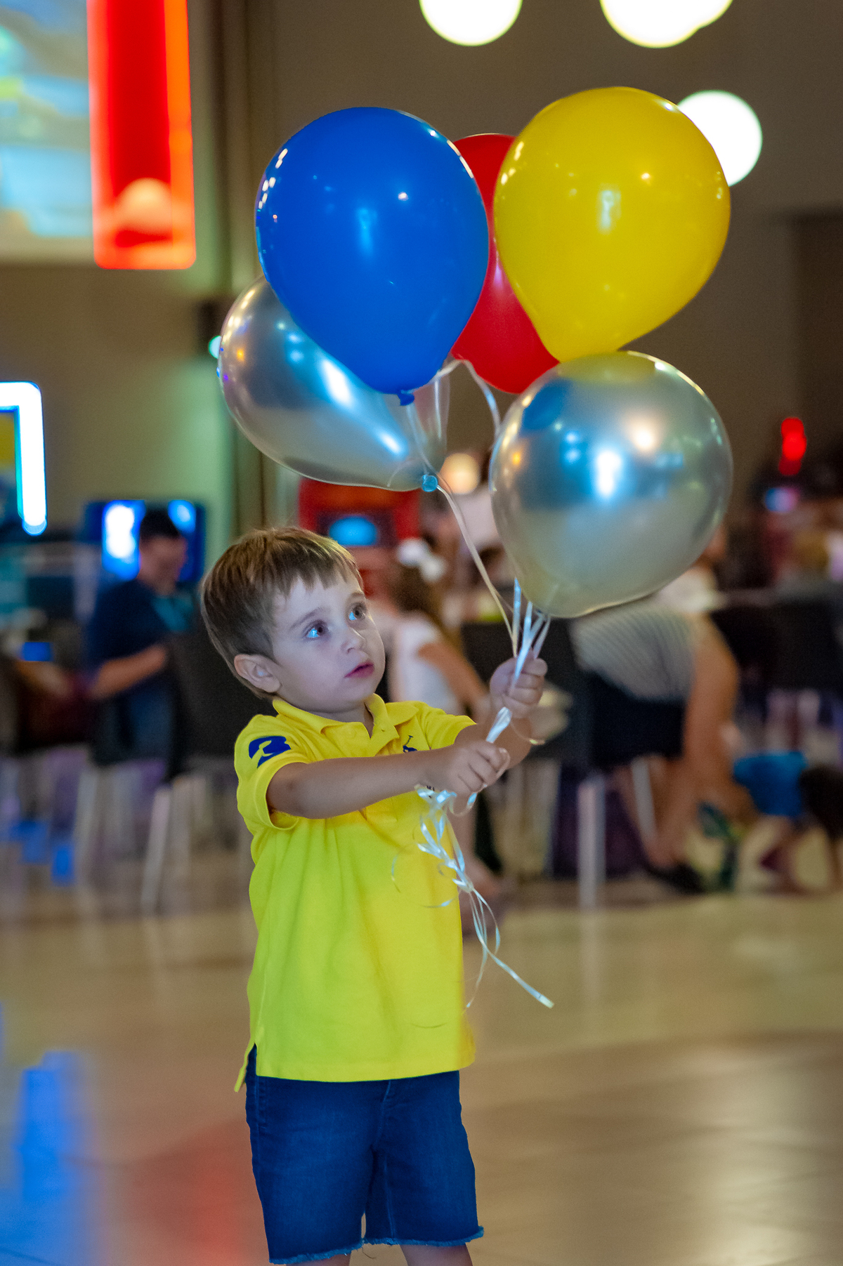 Fotografia de aniversário infantil em alphaville no Buffet Planet Kids alphaville. foto Buffet Planet Kids alphaville. foto Buffet Planet prime alphaville