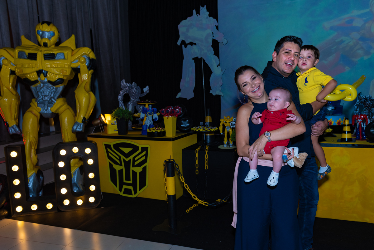 Fotografia de aniversário infantil em alphaville no Buffet Planet Kids alphaville. foto Buffet Planet Kids alphaville. foto Buffet Planet prime alphaville