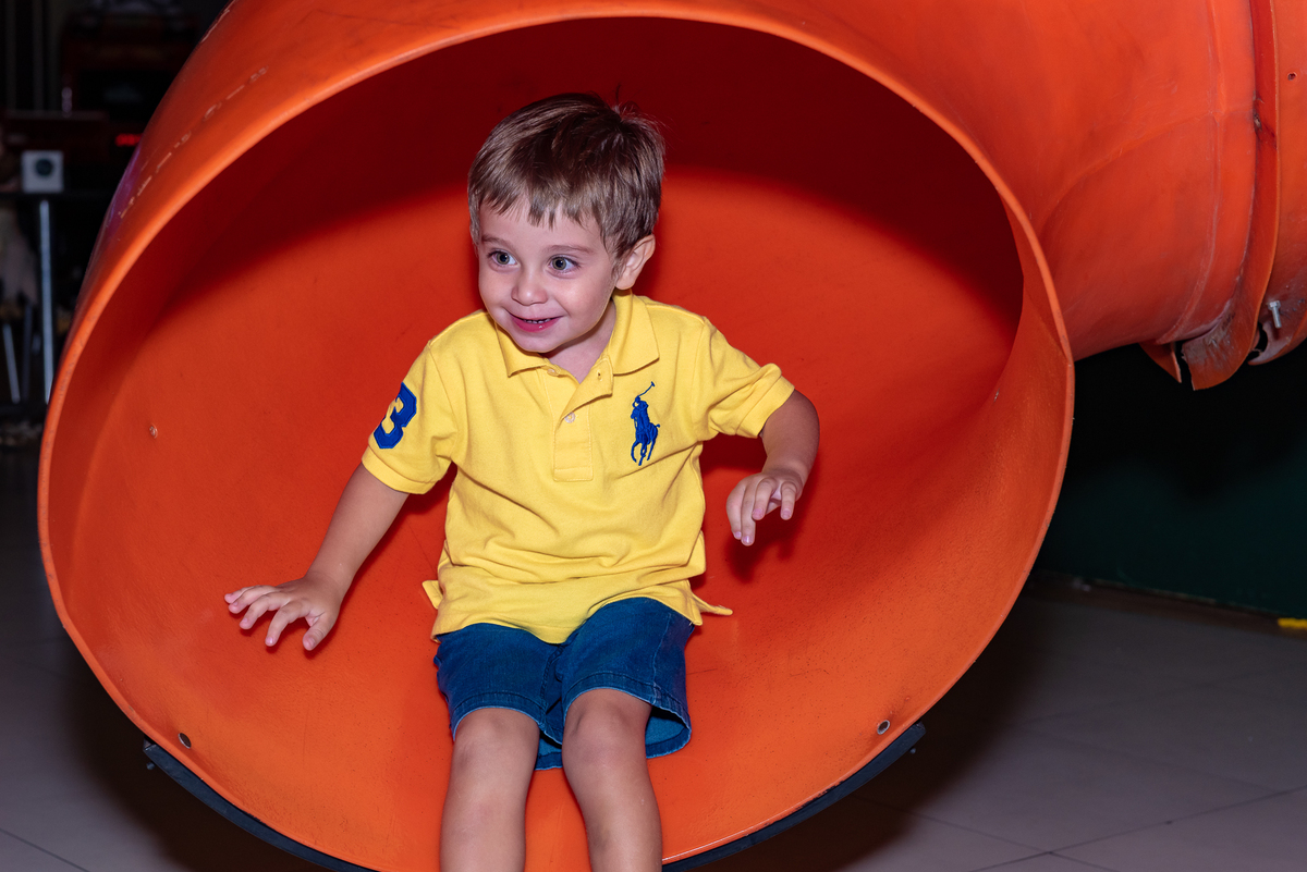 Fotografia de aniversário infantil em alphaville no Buffet Planet Kids alphaville. foto Buffet Planet Kids alphaville. foto Buffet Planet prime alphaville