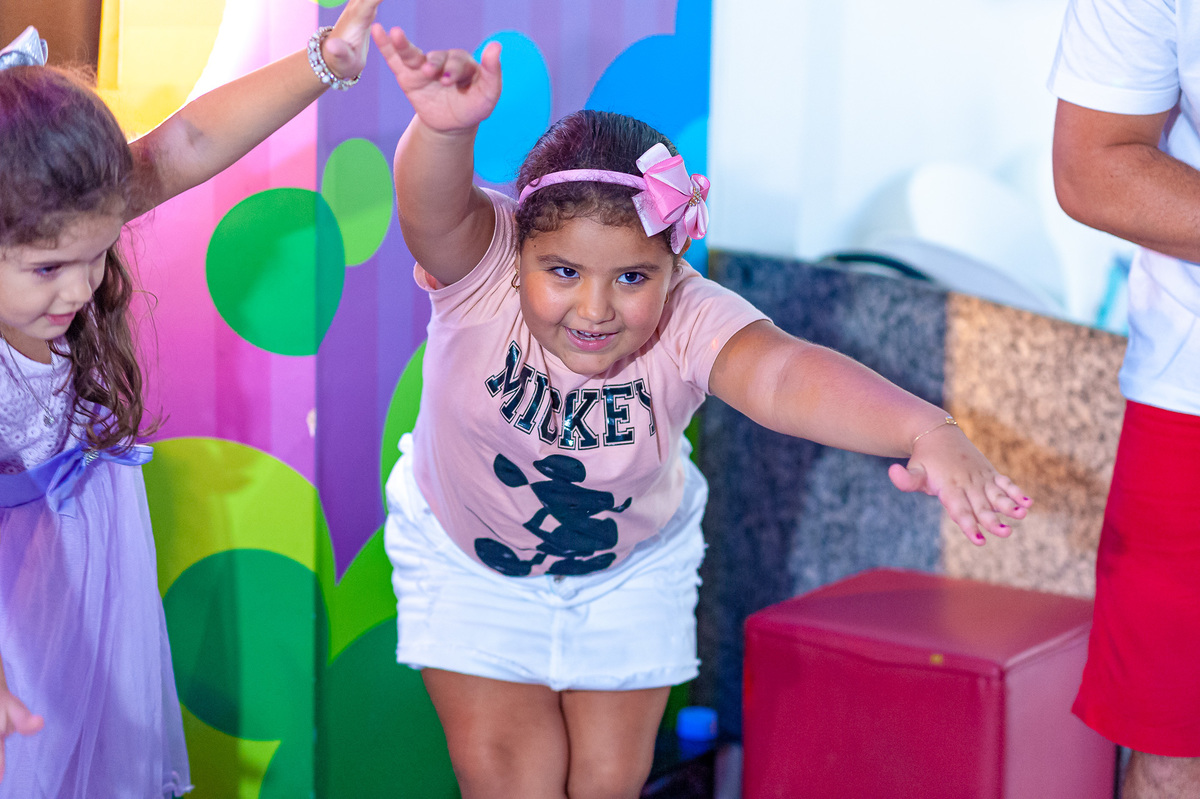 Fotografia de aniversário infantil em buffet de são paulo Masha e o Urso.