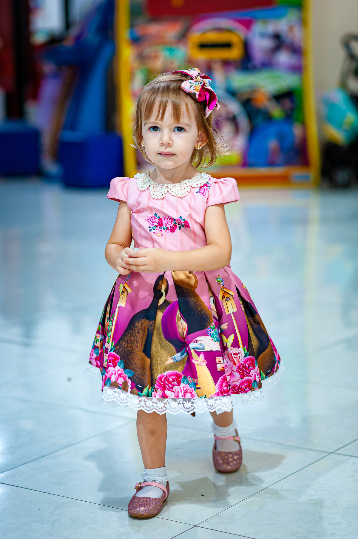 Fotografia de aniversário infantil em buffet de são paulo Masha e o Urso.