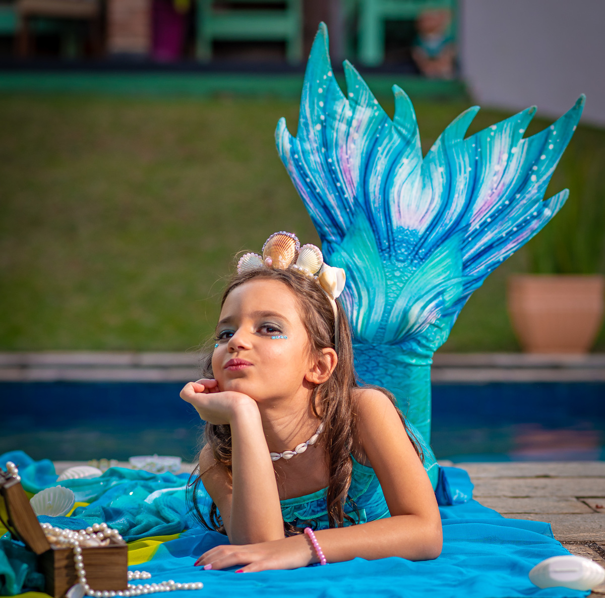 fotografia de ensaio infantil em alphaville sereia para o aniversário infantil