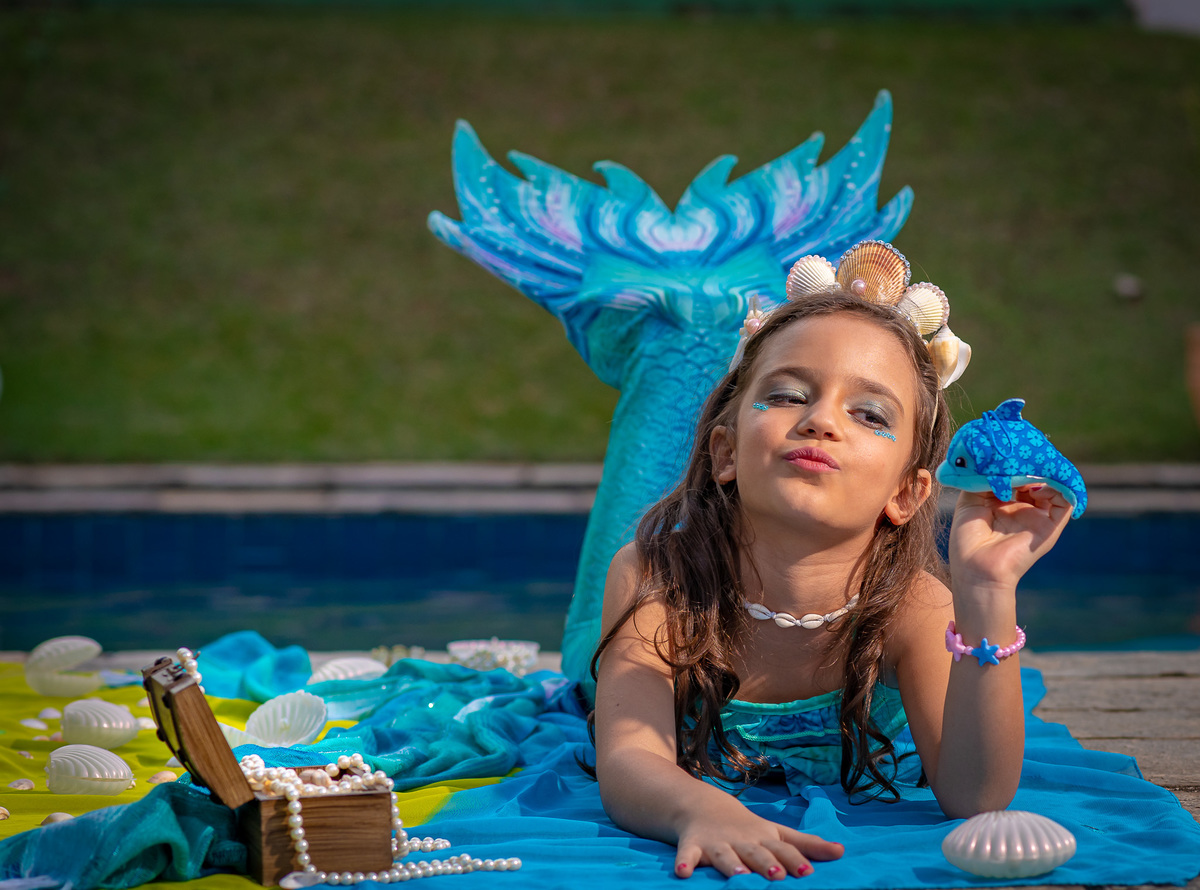 fotografia de ensaio infantil em alphaville sereia para o aniversário infantil