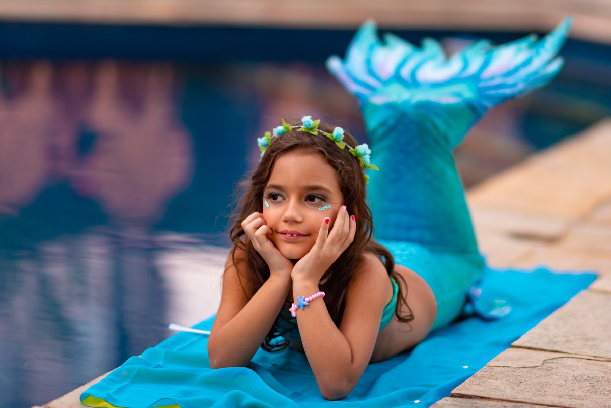 fotografia de ensaio infantil em alphaville sereia para o aniversário infantil