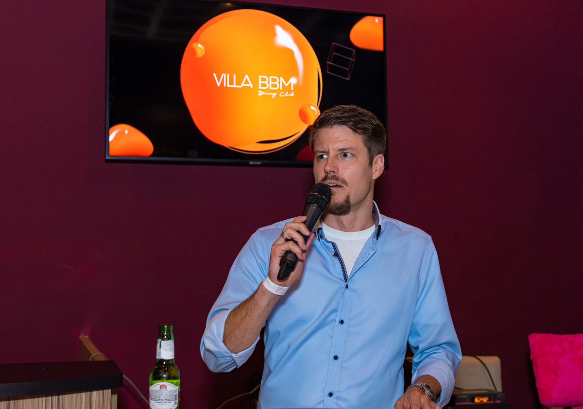 Foto Villa BBM alphaville. foto festa de evento corporativo em alphaville para empresa multinacional WACKER química do brasil. fotos de evento no Villa BBM alphaville. Fotografia para Evento Corporativo, fotografia Festa de Confraternização.