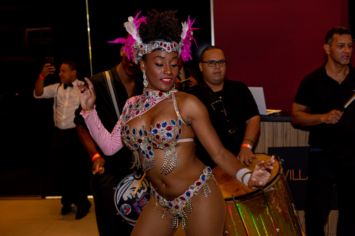 Foto Villa BBM alphaville. foto festa de evento corporativo em alphaville para empresa multinacional WACKER química do brasil. fotos de evento no Villa BBM alphaville. Foto escola de samba Villa BBM alphaville. 