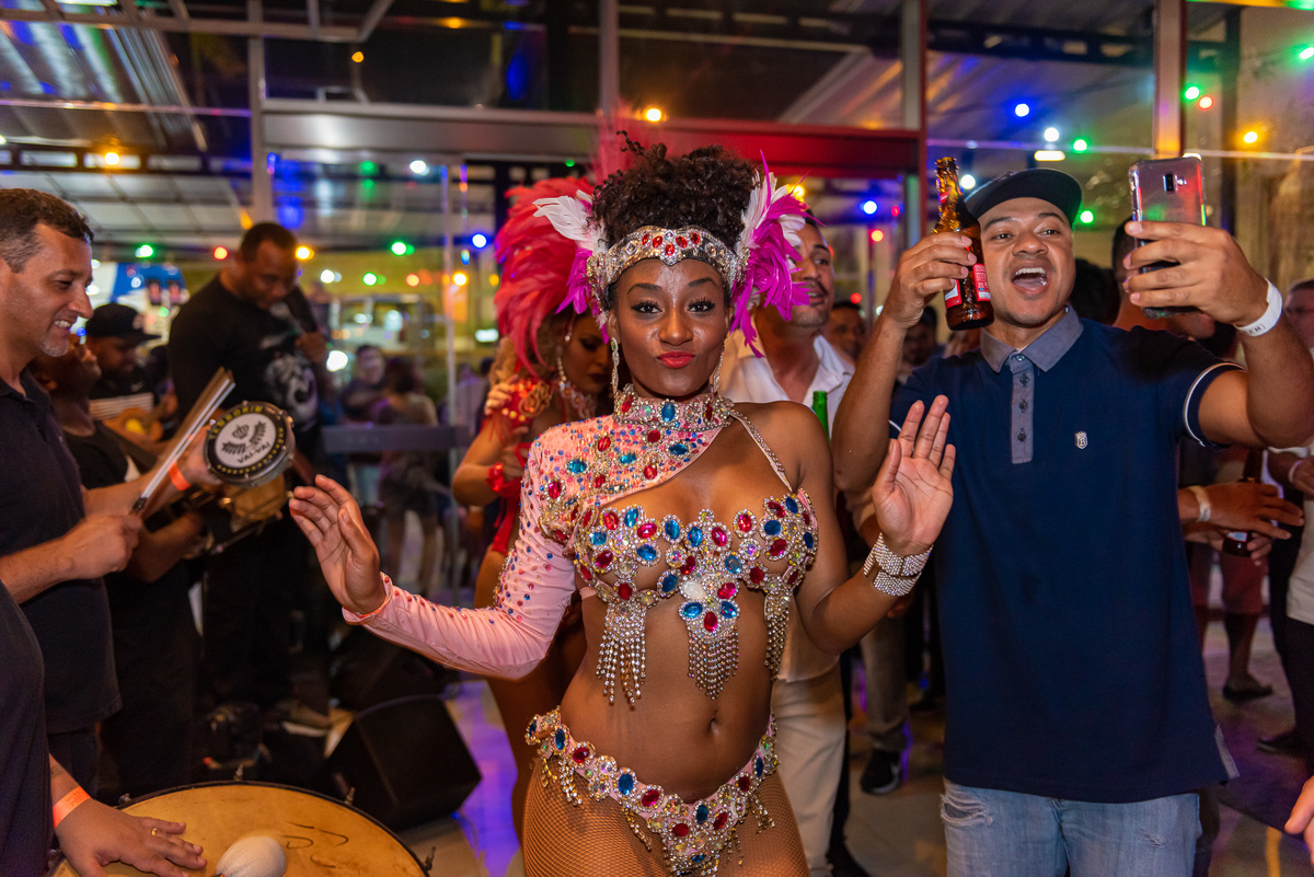 Foto Villa BBM alphaville. foto festa de evento corporativo em alphaville para empresa multinacional WACKER química do brasil. fotos de evento no Villa BBM alphaville. Foto escola de samba Villa BBM alphaville. 