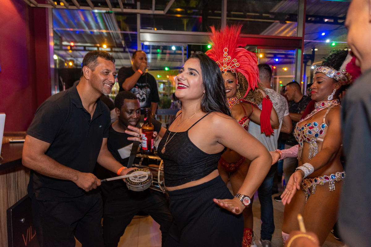 Foto Villa BBM alphaville. foto festa de evento corporativo em alphaville para empresa multinacional WACKER química do brasil. fotos de evento no Villa BBM alphaville. Foto escola de samba Villa BBM alphaville. 