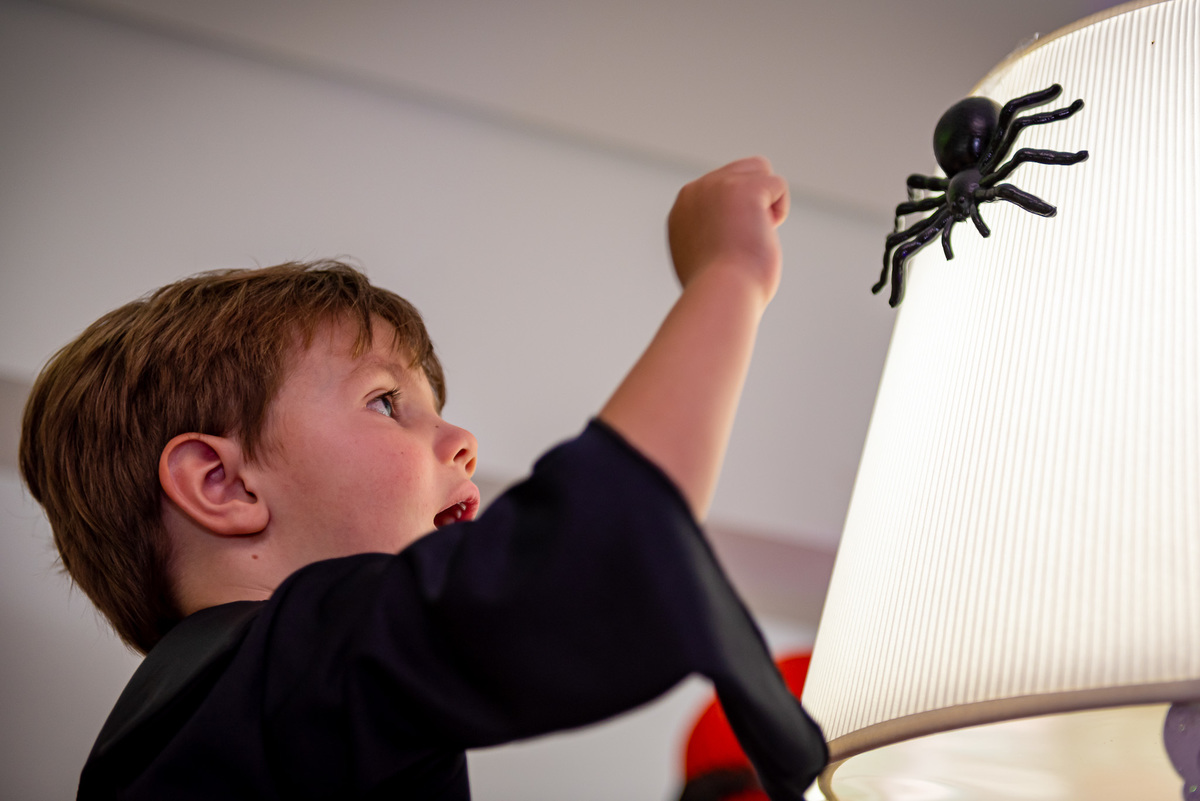 foto de aniversário infantil Halloween em alphaville. decoração Halloween. fotografia aniversário Halloween. decoração dia das bruxas. foto decoração infantil Halloween.