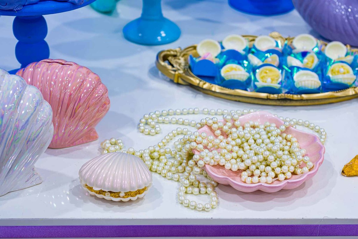 Fotografia de aniversário infantil. Fotografia de aniversário infantil no Buffet Estação Folia Osasco. Tema do aniversário Sereia.